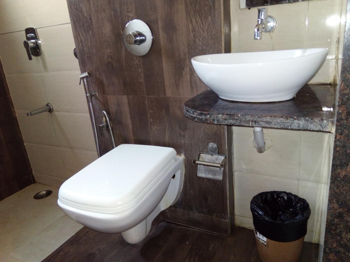 Hotel Veer Residency Панвел Экстерьер фото